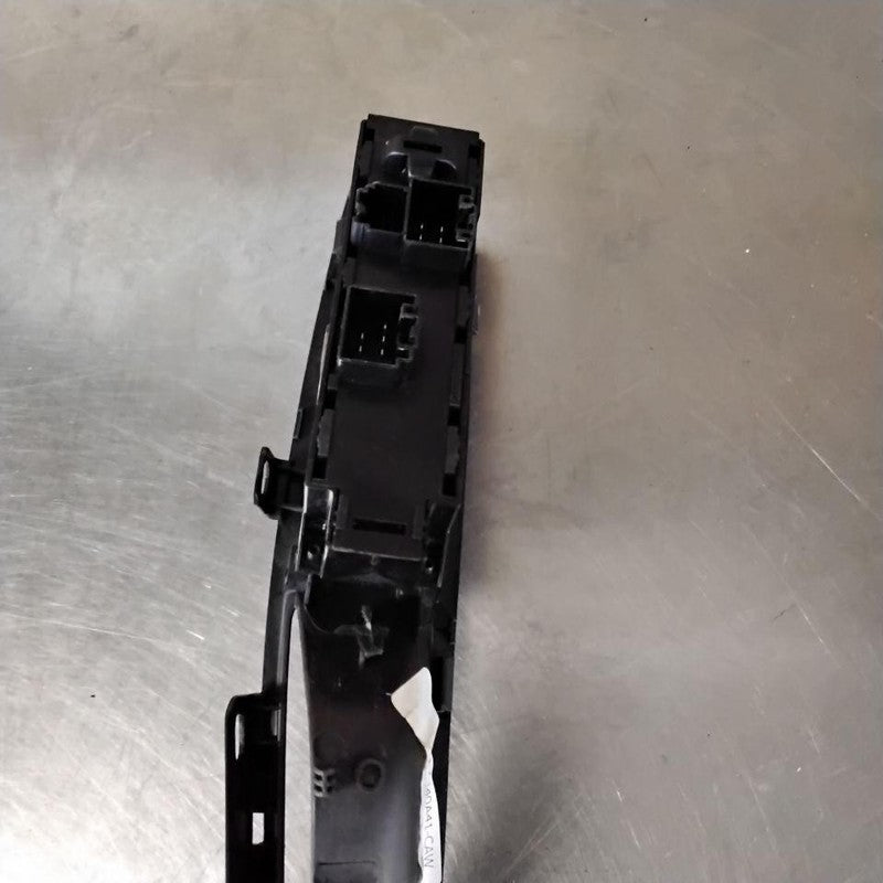 Door Switch Front FORD FOCUS 12 13 14 15 16 17 18