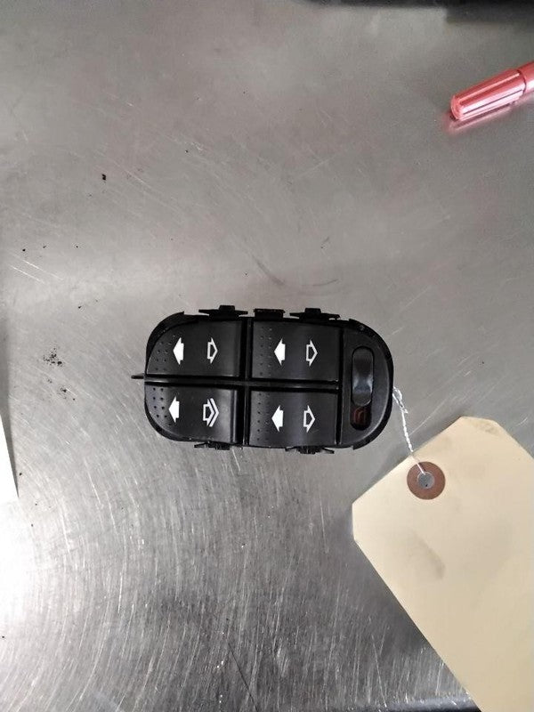 Door Switch Front FORD FOCUS 00 01 02 03 04 05 06 07