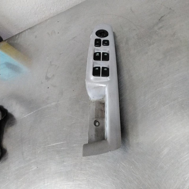 Door Switch Front HYUNDAI SONATA 06 07 08