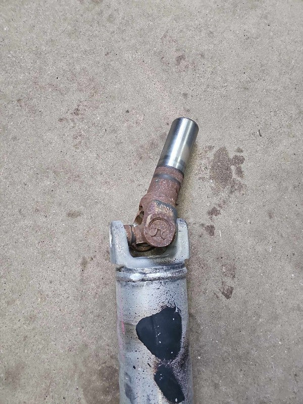 2015-2017 GMC Yukon XL 1500 Rear Drive Shaft 4x4 6.2L ID AAVN