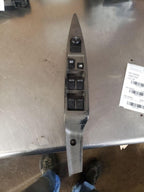 Door Switch Front NISSAN ALTIMA 02 03 04