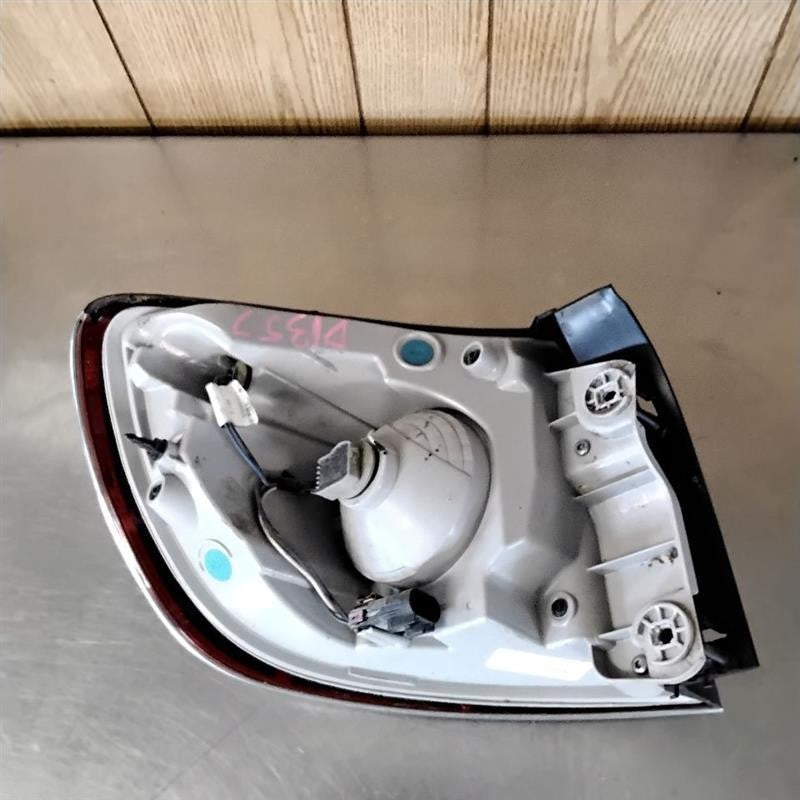 Tail Light Assembly BUICK ENCLAVE Right 08 09 10 11 12