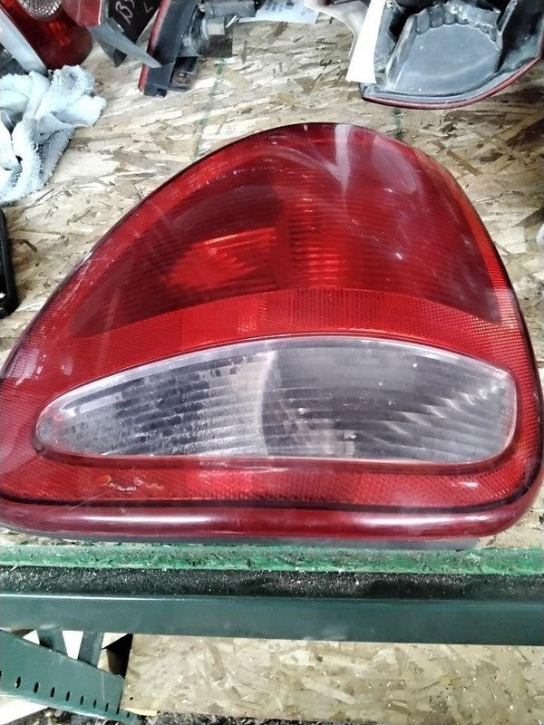 Tail Light Assembly CHRYSLER TOWN CNTRY Right 04 05 06 07