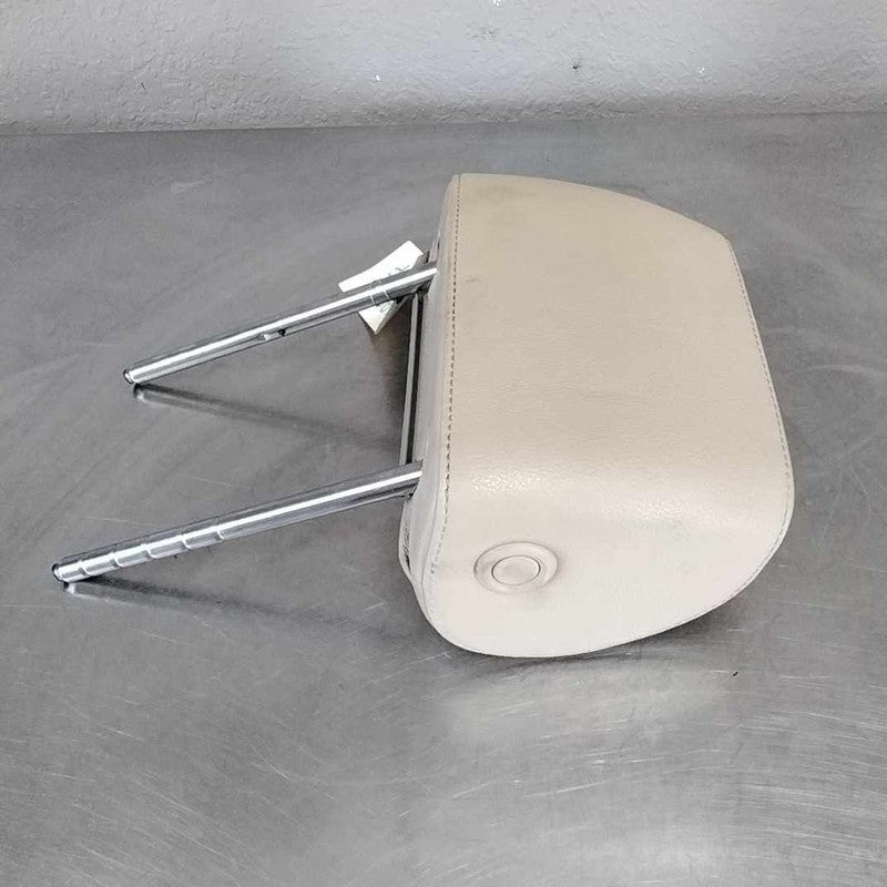 2005-2006 Jetta except GLI Front Right Headrest OEM#1K0881904T3Z6