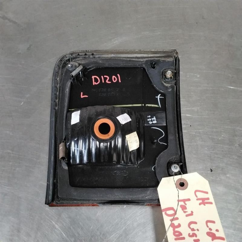 Tail Light Assembly LINCOLN LS Left 00 01 02
