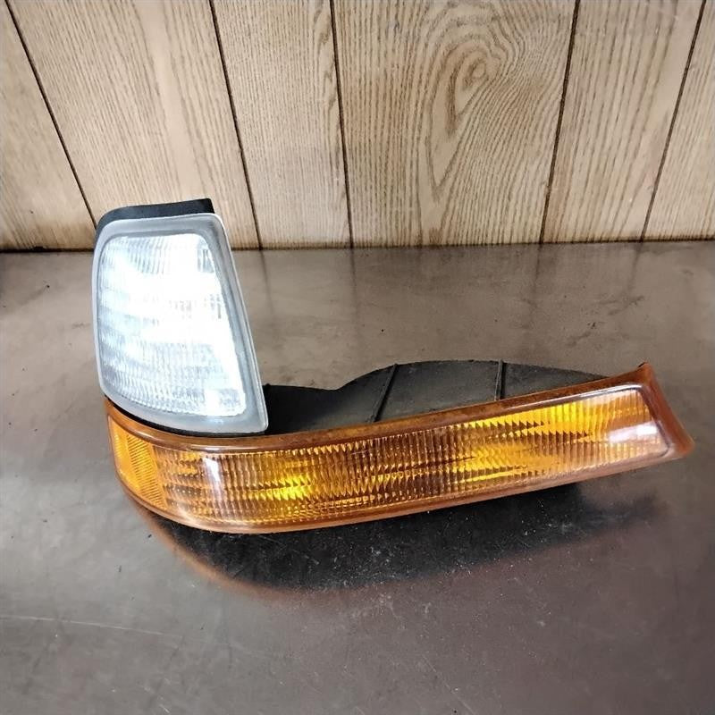 Fog/mark/park/turn Light/lamp FORD RANGER Right 99 00