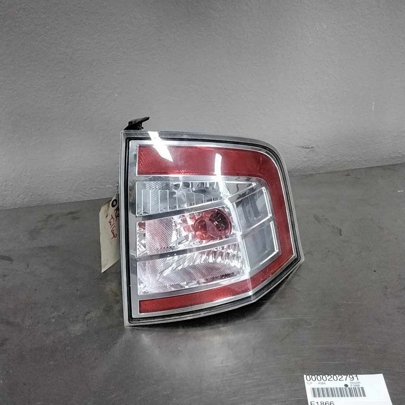 Tail Light Assembly FORD EDGE Right 07 08 09 10