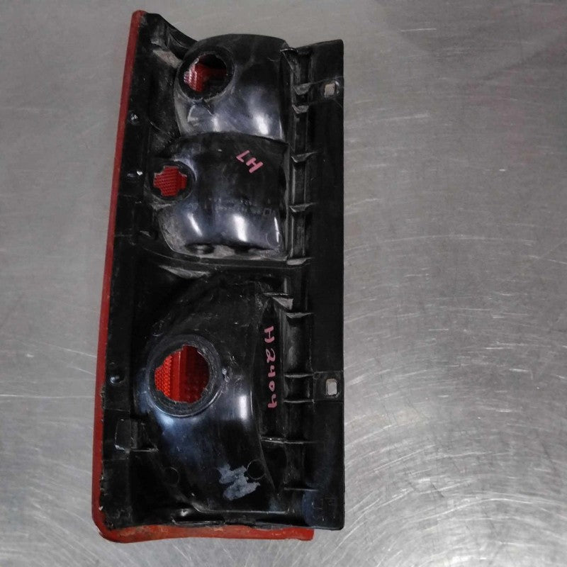 1985-2005 GMC Safari Left Tail Light Assembly