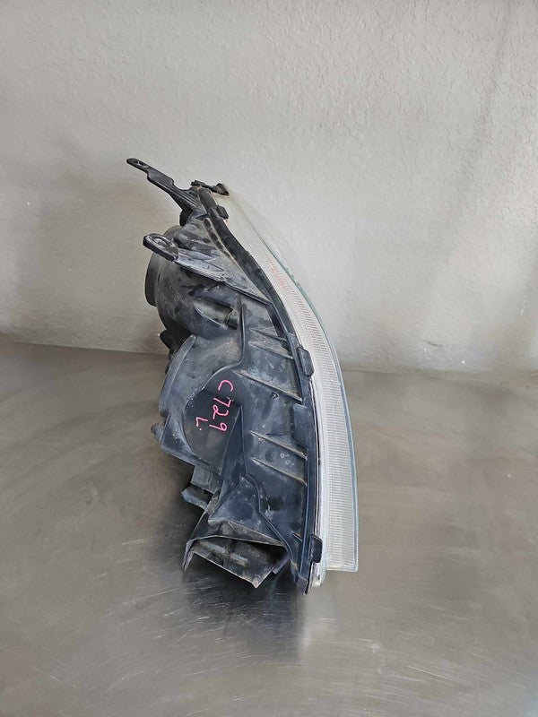 2005-2007 Ford 500 Left Headlamp Assembly