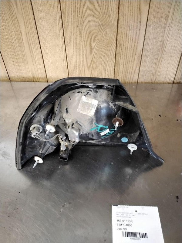 Tail Light Assembly CHEVY IMPALA Right 00 01 02 03 04