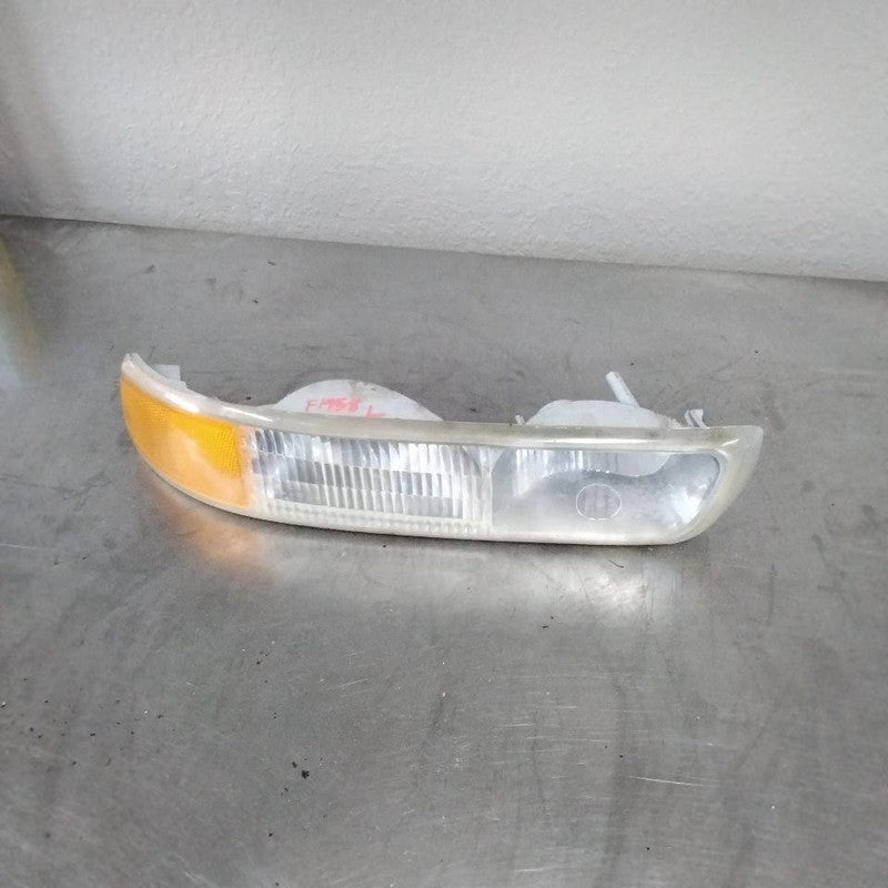 Fog/mark/park/turn Light/lamp CHEVY SILVERADO 1500 Left 99 00 01 02