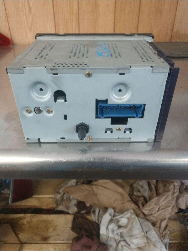 Audio & Visual Equip.(radio) BUICK CENTURY 97 98 99 00 01 02 03