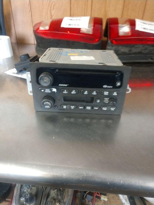 Audio & Visual Equip.(radio) GMC ENVOY XL 02 03