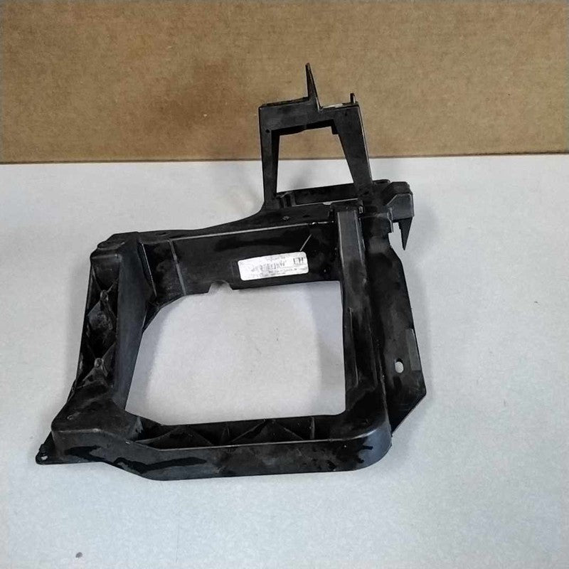 2016 Jeep Cherokee Left Headlamp Mounting Bracket OEM #T510011AE