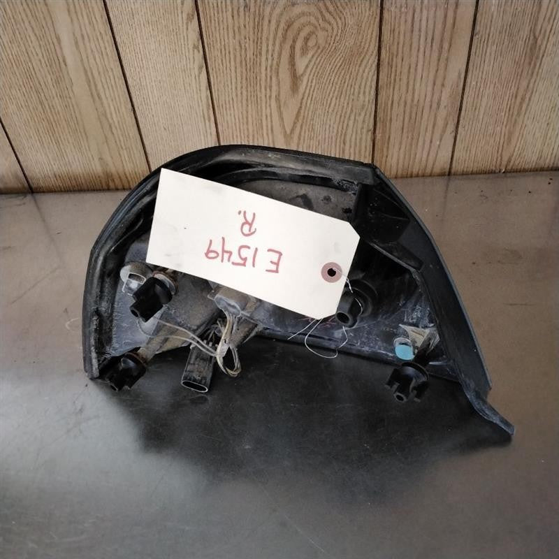 Tail Light Assembly CHEVY IMPALA Right 00 01 02 03 04