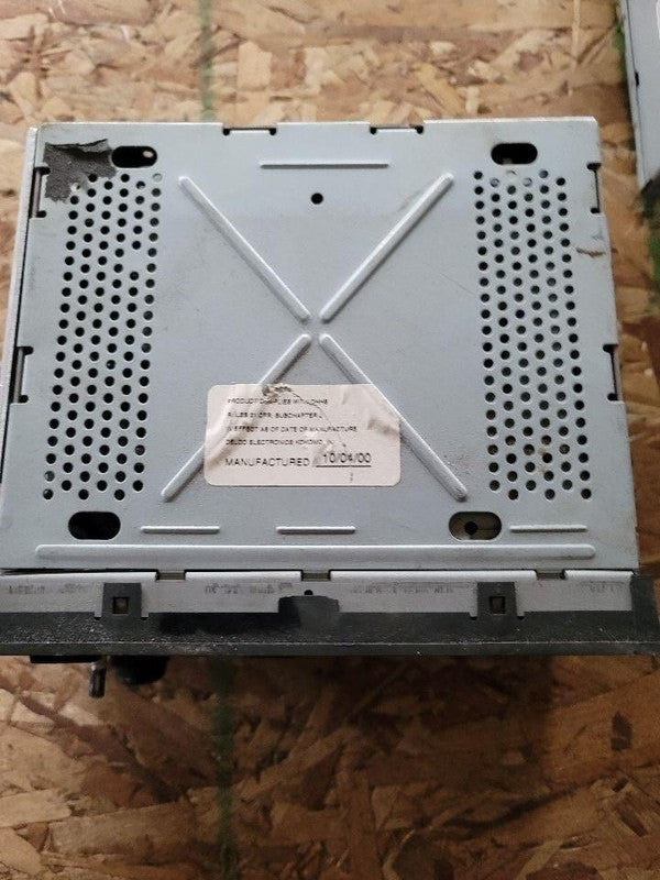 Audio & Visual Equip.(radio) CHEVY CAVALIER 00 01 02 03 04 05