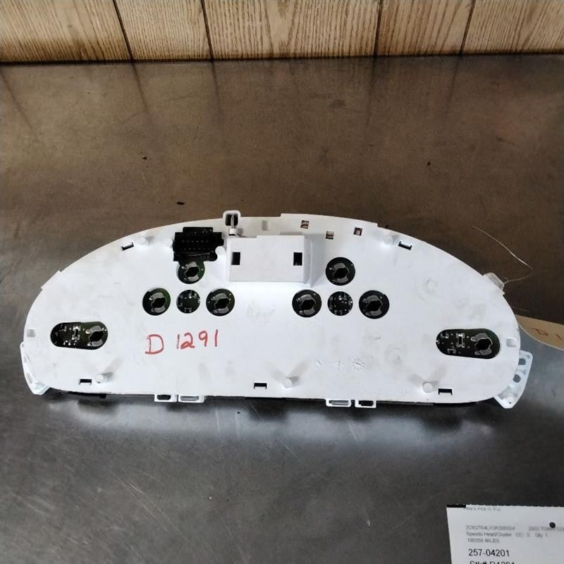 Speedometer CHRYSLER TOWN CNTRY 03