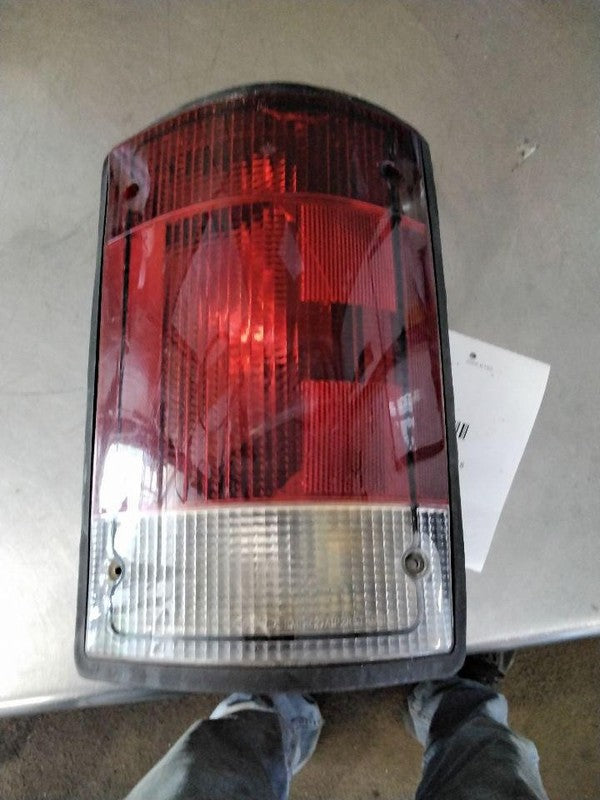 Tail Light Assembly FORD VAN E150 Right 05 06 07 08 09 10 11 12 13 14