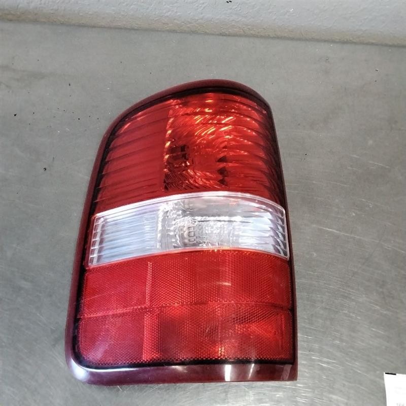 Tail Light Assembly FORD PICKUP F150 Left 04 05 06 07 08