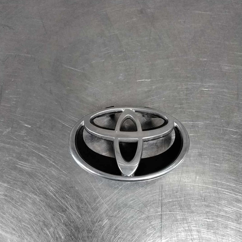Emblem(s) TOYOTA CAMRY 98