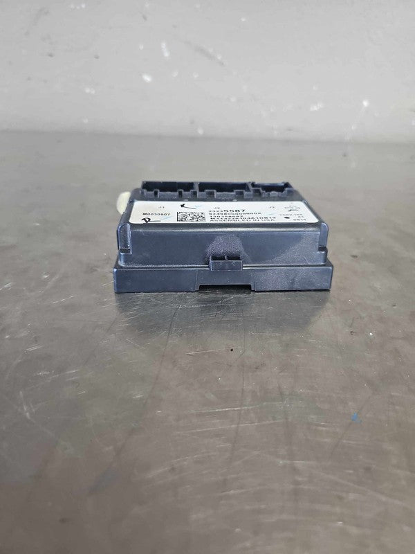 2015-2019 GMC Yukon XL 1500 Transfer Case Chassis Brain Box OEM# 84219