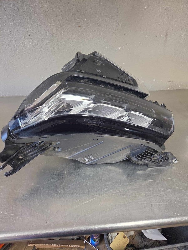 2021-2024 Chevy Tahoe Left Headlamp Assembly OEM# 85123917