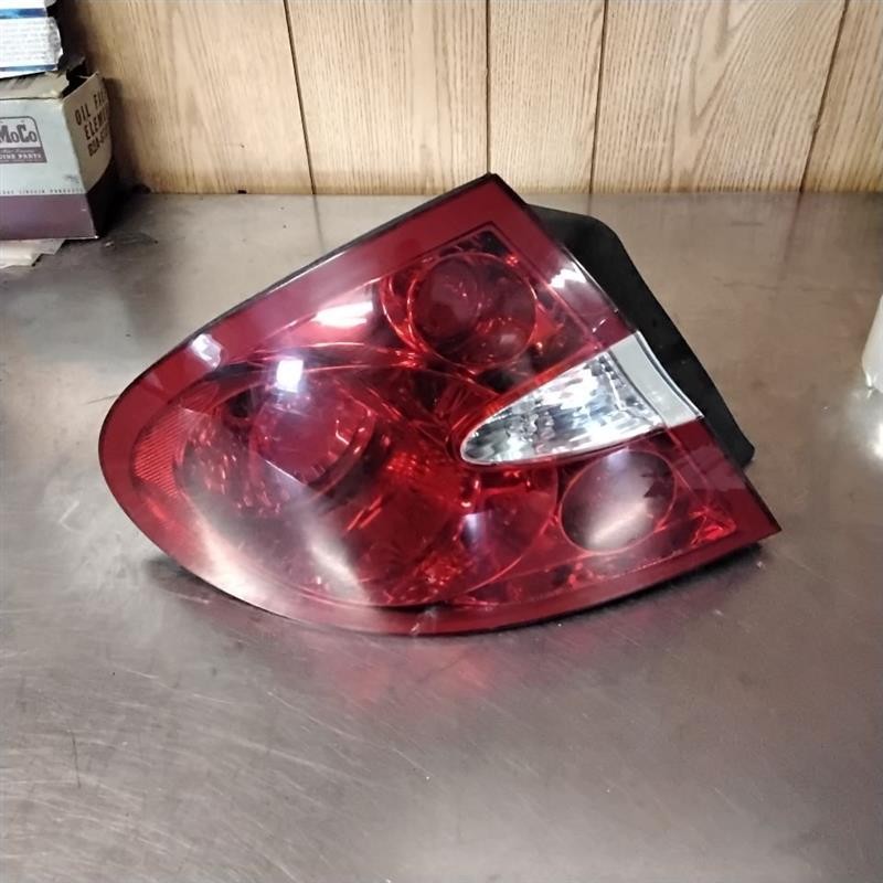 Tail Light Assembly BUICK LACROSSE Left 05 06 07 08 09