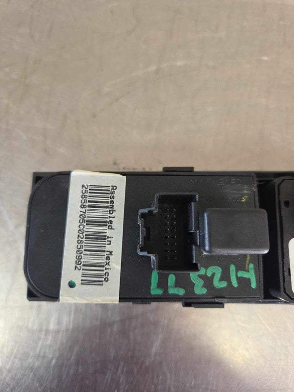 Headlight Switch (dash Mtd) SUBURBAN 1500 07 08 09 10 11 12 13 14