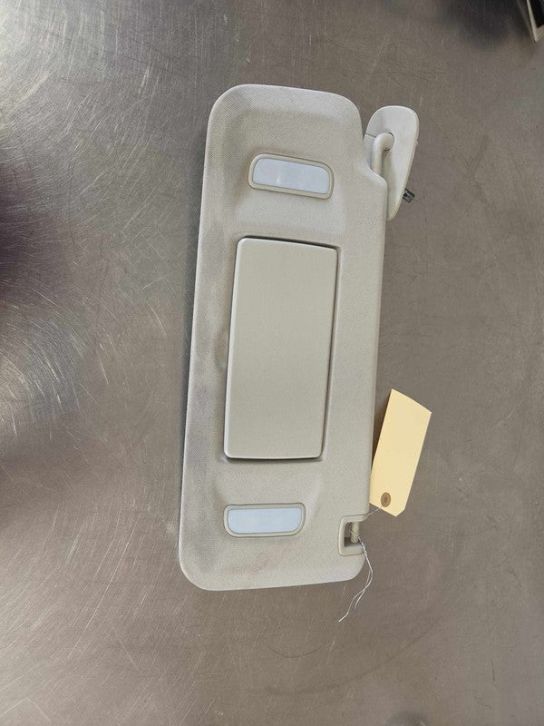 Sun Visor SUBURBAN 1500 Right 07 08 09 10 11 12 13 14