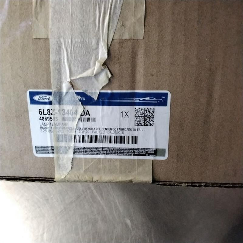 2001-2007 Ford Escape Right Tail Light Assembly OEM#6L8Z13404DA New In