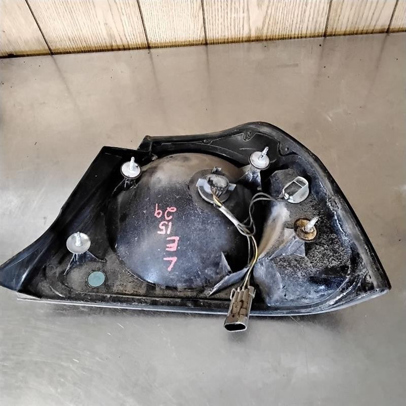 Tail Light Assembly CHEVY IMPALA Left 00 01 02 03 04
