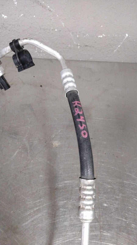 2010-12 Hyundai Santa Fe A/C Refrigerant Liquid Hose Condenser to Evap