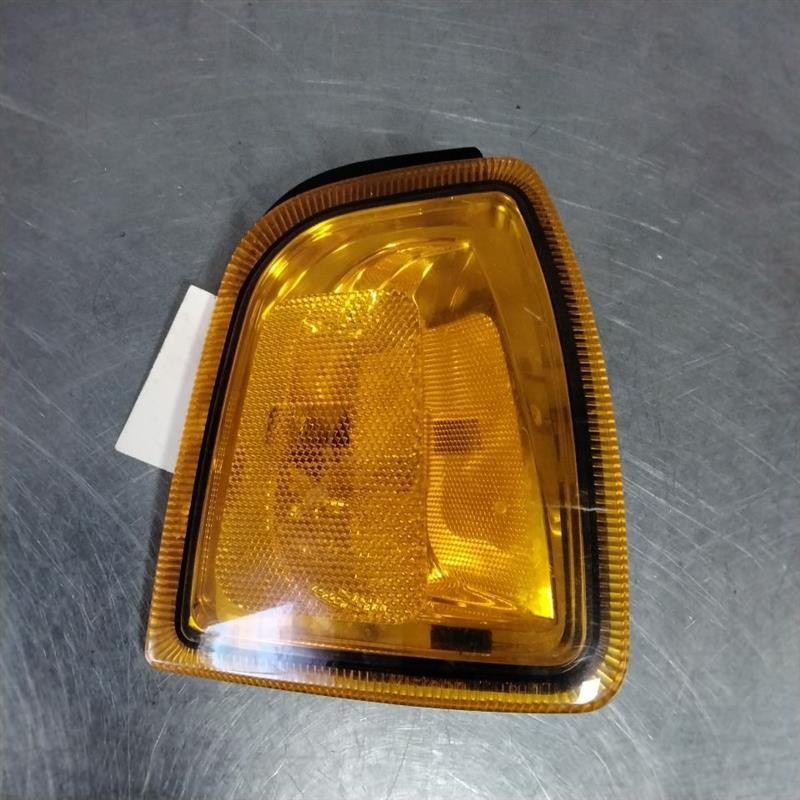 Fog/mark/park/turn Light/lamp FORD RANGER Right 01 02 03 04 05 06 07 0