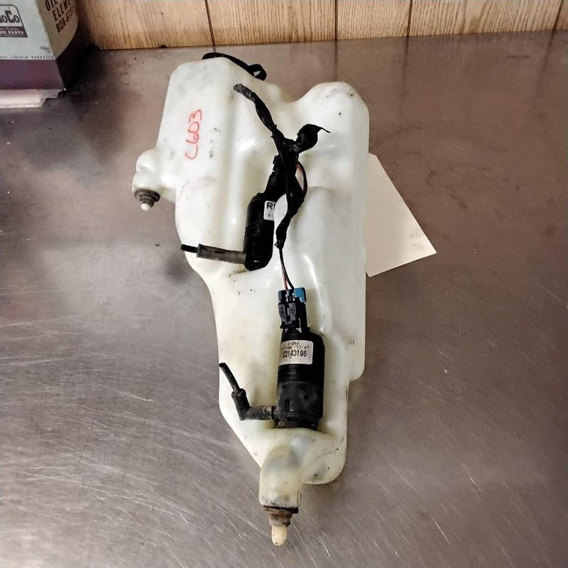 Washer Bottle BLAZER S10/JIMMY S15 95 96 97 98 99 00 01 02 03 04 05