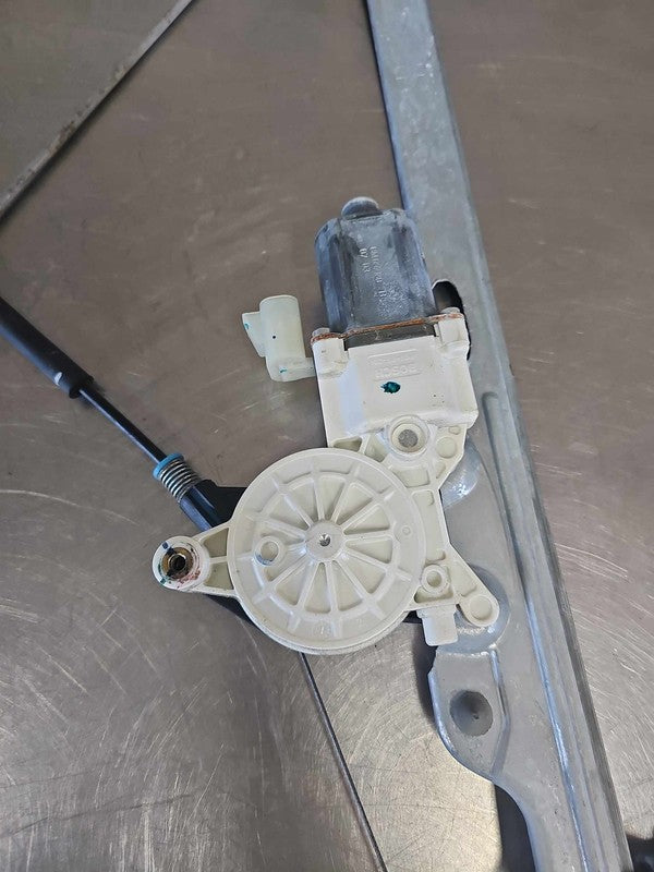 Front Door Regulator CHEVY TAHOE Right 07 08 09 10 11 12 13 14