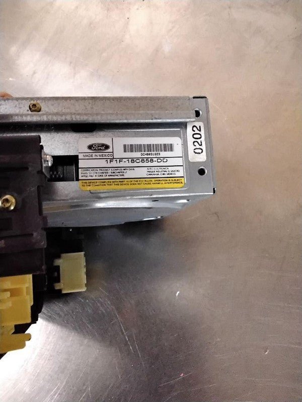 Audio & Visual Equip.(radio) FORD TAURUS 01 02 03