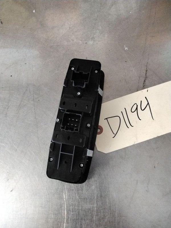 Door Switch Front CHRYSLER 200 15 16 17