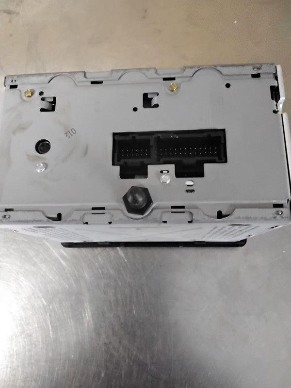 Audio & Visual Equip.(radio) OLDS SIHLOUETTE 00 02 03 04
