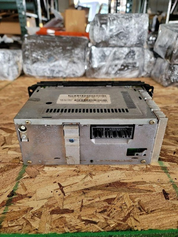 Audio & Visual Equip.(radio) CHRYSLER TOWN CNTRY 02 03 04 05 06 07