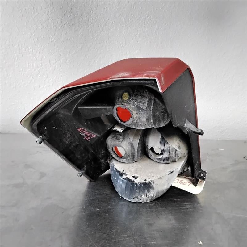 Tail Light Assembly DODGE CALIBER Right 07