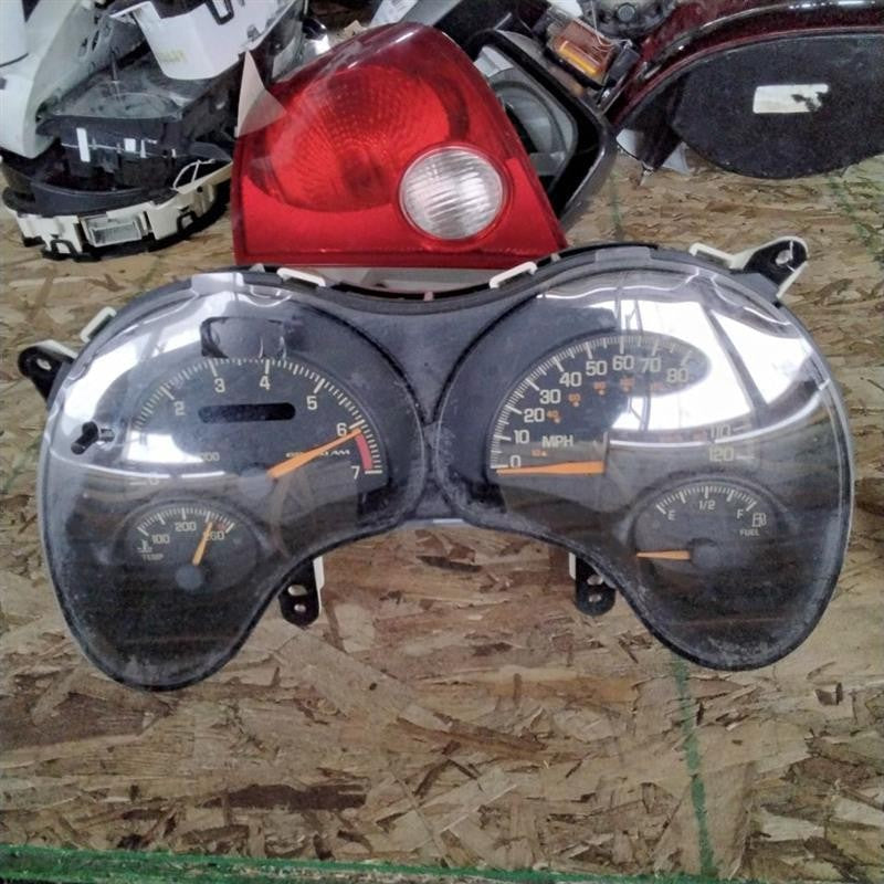 Speedometer PONTIAC GRAND AM 99