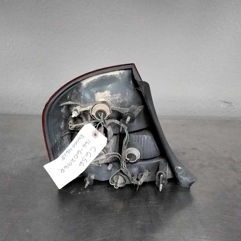 Tail Light Assembly MAZDA PROTEGE Right 99 00 01 02 03