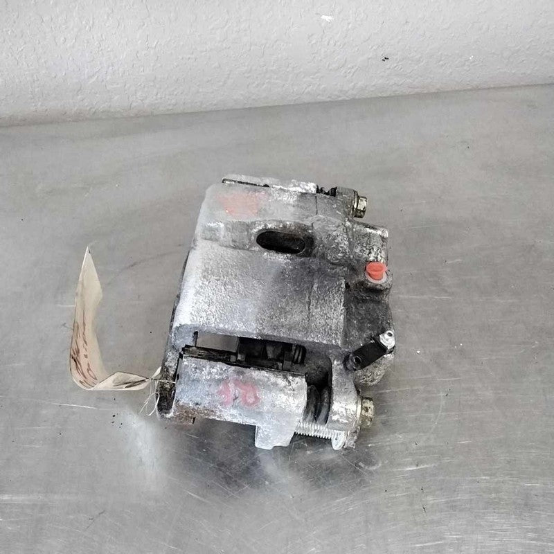 Caliper CHEVY SILVERADO 1500 Right 99 00 01 02 03 04 05 06 07