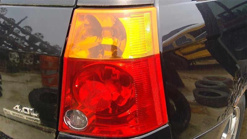 Tail Light Assembly CHRYSLER PACIFICA Right 04 05 06 07 08