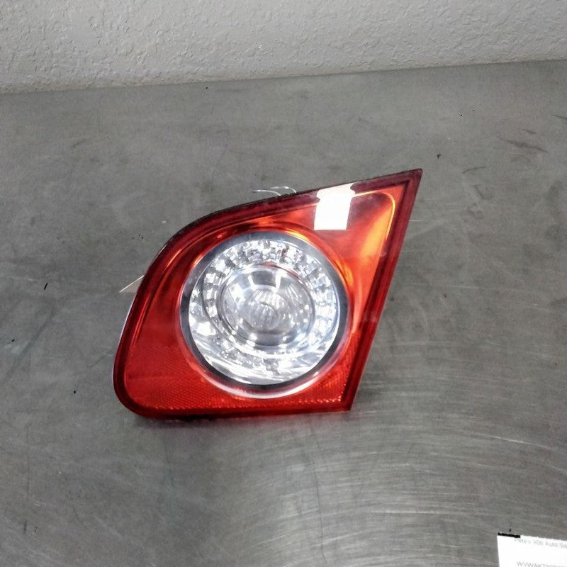 Tail Light Assembly VW PASSAT Right 06 07 08 09 10