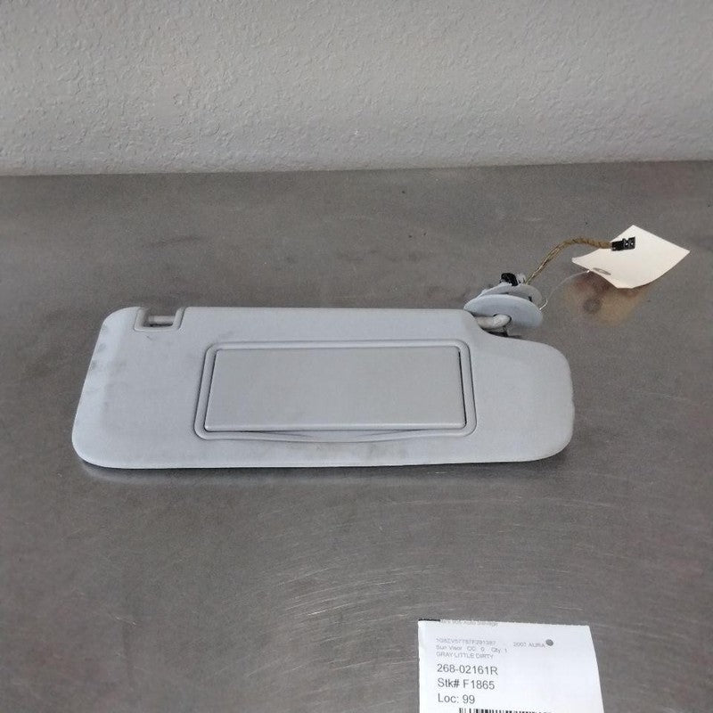 2007-2009 Sun Visor Saturn Aura Right Side