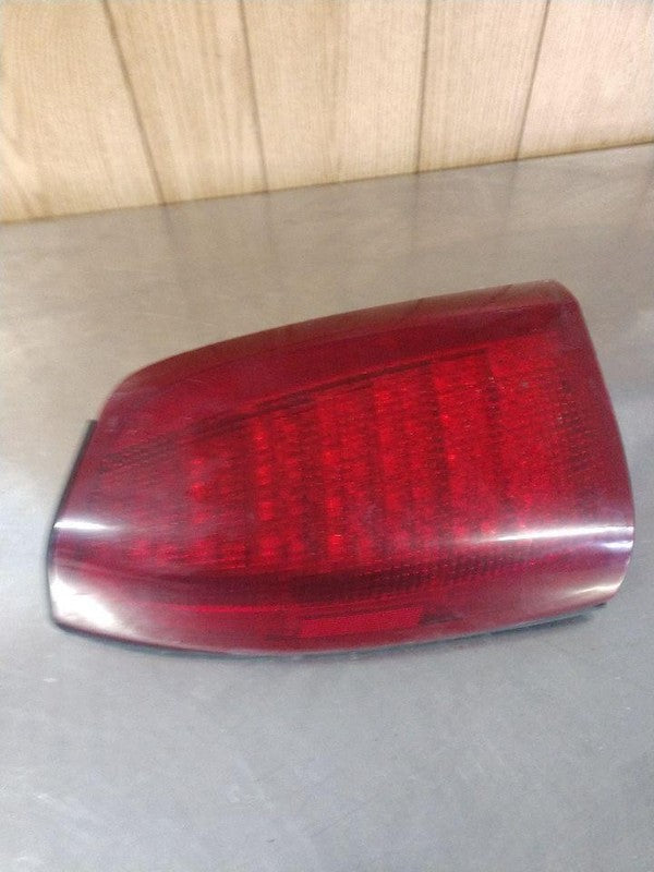 Tail Light Assembly CADILLAC DEVILLE Left 00 01 02 03 04 05