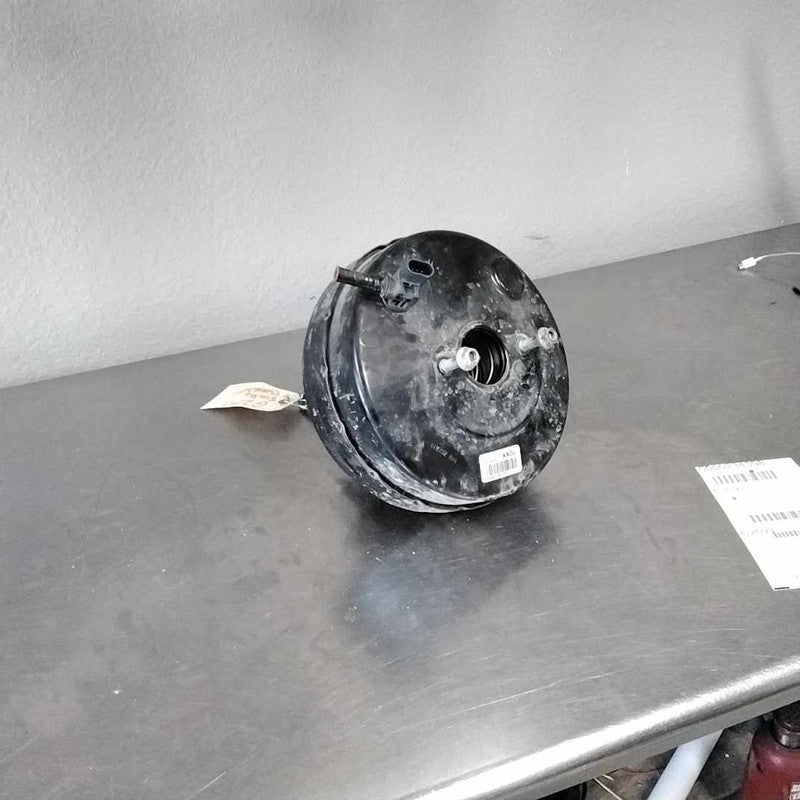 2014-2019 Chevrolet Silverado 1500 Power Brake Booster OEM#84602473