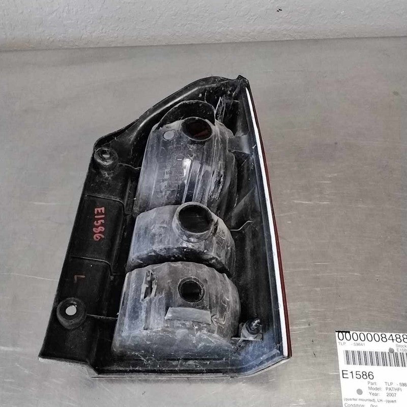 Tail Light Assembly NISSAN PATHFINDER Left 05 06 07 08 09 10 11 12