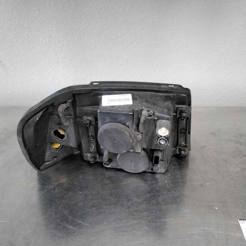 Headlamp Assembly GMC ENVOY Left 02 03 04 05 06 07 08 09